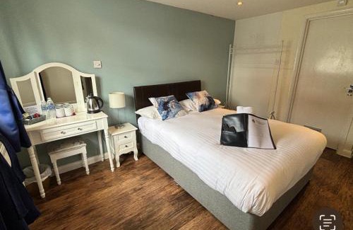 Manuden Hotel | Stay and Relax at The Yew Tree