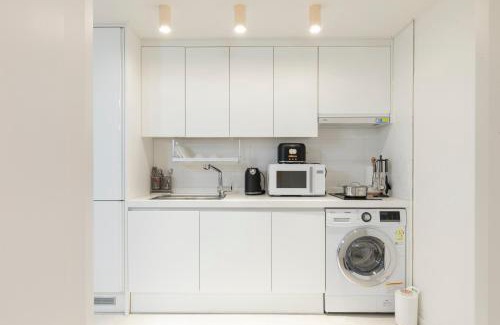 Cheongpa-dong Apartment | Stay Andante, 3BR, 3min walk from Seoul Station, AC in All Rooms #공항철도 #공항버스