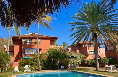 Margarita Island Apartment | Stay at Casa Carnaval walking distance to Playa Moreno