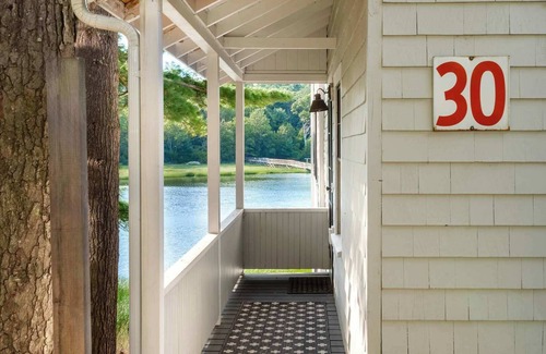 Gloucester House | Stay at Little River