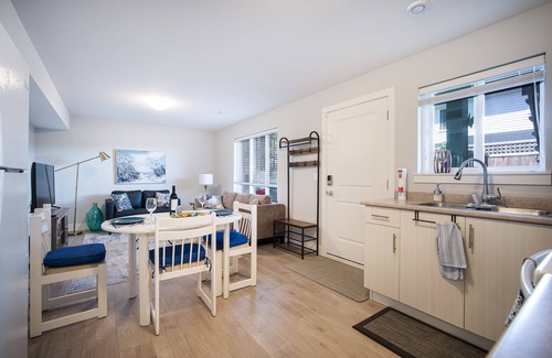 South Newton House | Stay at our comfy corner!