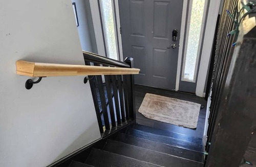 East Stroudsburg House | Stay at Red Squirrel, 4-bedroom house with AC in East Stroudsburg