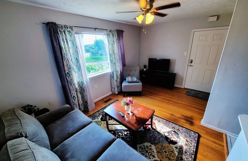 Lexington Apartment | Stay Central in Style - UK/DT/Keeneland/Rupp