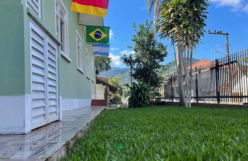 Pomerode House | Stay comfortably and conveniently in the heart of Pomerode! Feel at home!