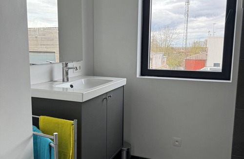 Maldegem Apartment | Stay Every Day (App 1). New building with 3 apartments. Between Bruges and Ghent.