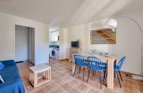 Ars-en-Re Ski Chalet | Stay for 4 with swimming pool, near thermal baths