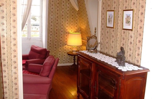 Saint-Cyprien House | STAY IN A BEAUTIFUL CHARTREUSE OF THE XVIIIth CENTURY (8 PEOPLE - FREE WIFI)