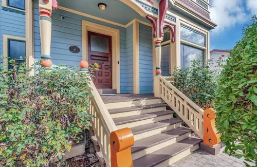 Horace Mann House | Stay In A Piece of San Jose History.