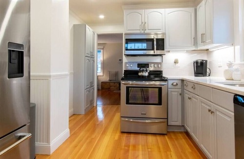 Falmouth House | Stay in the Heart of Falmouth