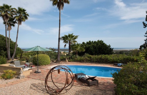 Tavira Villa | Stay in the property of your dreams at Meia Lua in Pinheiro