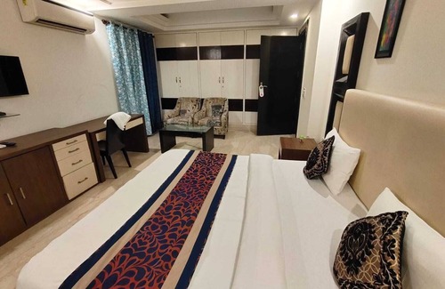 Greater Kailash I Bed & Breakfast | Stay N Move Residency nKailash Colony Metro Station,Greater Kailash1,Nehru Place