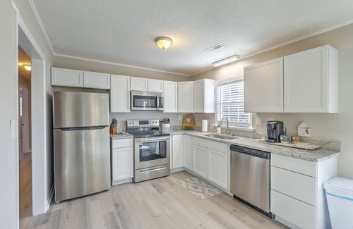 Goose Creek House | Stay near all Chas attractions, quiet comfort with fenced yard!