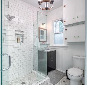 Hosford-Abernethy House | Stay Portland - Enchanting Old Portland Home - 92 WalkScore