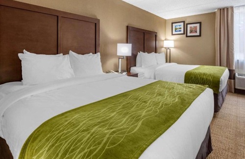 Edison House | Stay with us on your next trip to Edison