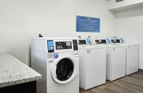 Harrisburg - Hershey Hotel | stayAPT Suites Harrisburg-Hershey