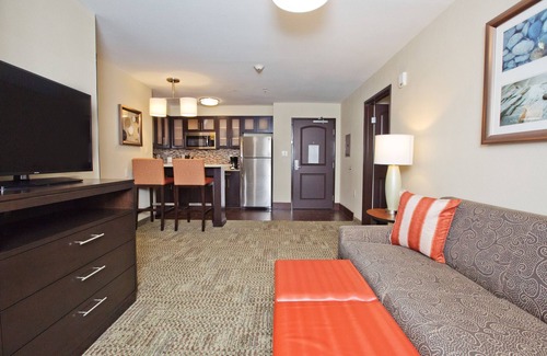 Sweetbriar Hotel | Staybridge Suites Austin South Interstate Hwy 35 by IHG