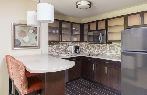 Canton Hotel | Staybridge Suites Canton by IHG
