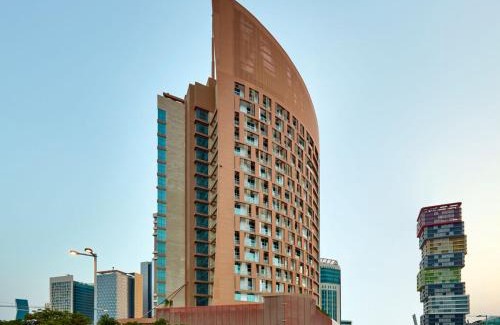Doha Hotel | Staybridge Suites - Doha Lusail by IHG