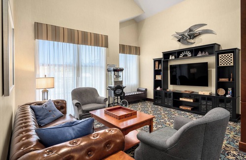 Mukilteo Hotel | Staybridge Suites Everett-Paine Field by IHG