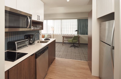 Downtown Wilmington Hotel | Staybridge Suites Wilmington Downtown by IHG