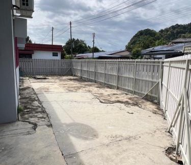 Kampung Pondok House | StayManis House Kangar