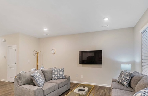Concord House | StaysByWalker 2BR TownHome | King Beds/Fenced Yard