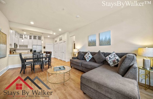 Huntersville Apartment | StaysByWalker 2BR -KingBeds! Gym/Pool/HotTub/Sauna