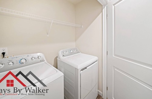 Fort Mill House | StaysByWalker Modern 3BR! Office/King Bed/1G Wi-Fi
