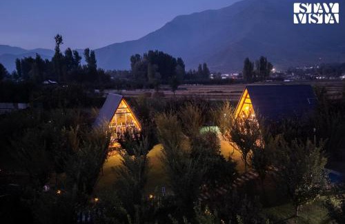 Brein Villa | StayVista at Rahat with Private Pool, Lawn & BBQ