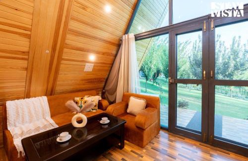 Brein Villa | StayVista at Rahat with Private Pool, Lawn & BBQ