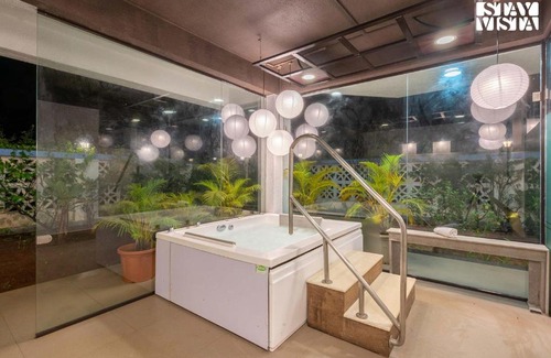 Wadgaon Villa | StayVista's River Song - Riverview Villa with Jacuzzi & Indoor Fun