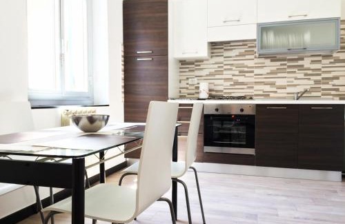 Lagaccio Apartment | Stazione Principe Miramare Apartment Genova