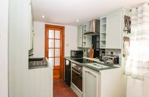 Ross-on-Wye Cottage | STEEL WORKS FARM, pet friendly, with a garden in Gorsley