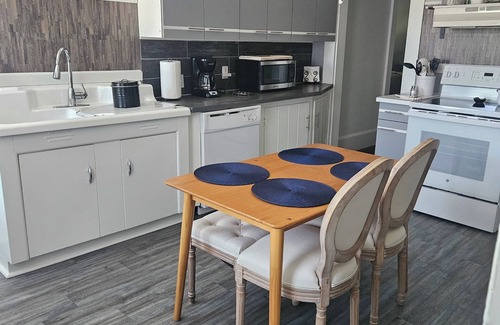 Watertown Apartment | Steele Brook ManornTranquil get away nestled nin Litchfield County.