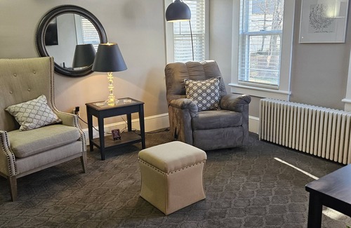 Watertown Apartment | Steele Brook ManornTranquil get away nestled nin Litchfield County.