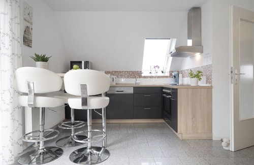 Dahme Apartment | Steering wheel apartment with balcony at Strandhaus Bornhausen in Dahme