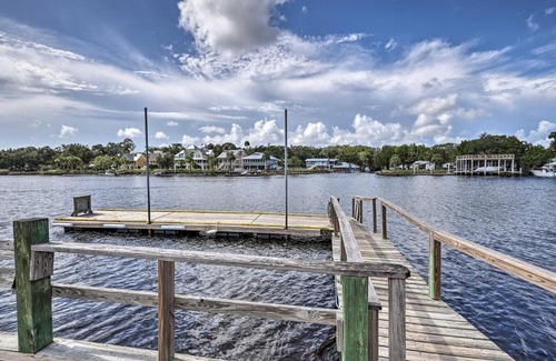 Steinhatchee House | Steinhatchee Cottage 3 with Boat Dock Access!