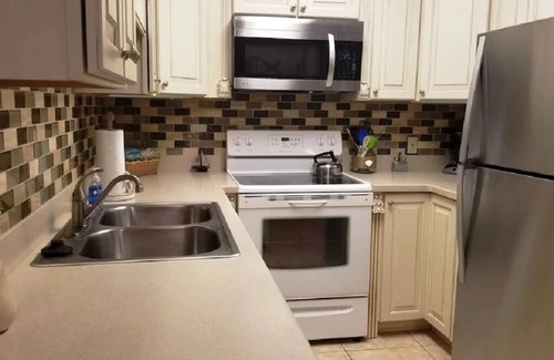 Steinhatchee Resort | Steinhatchee Landing Resort-# 5 Nautical Cottage-Boat slip-Newly remodeled