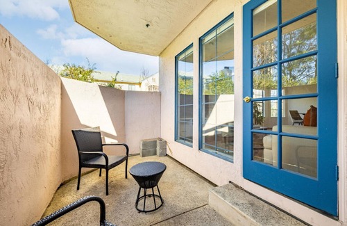 Cupertino House | Stellar Cupertino 2BR w/Pool & Balcony, close to Shopping, by Blueground