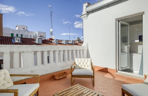 Trafalgar Apartment | Stellar Trafalgar 1BR w/Elevator, Fully Furnished, by Blueground