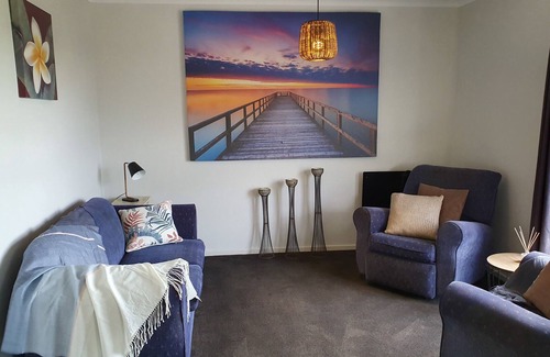 Apollo Bay House | Stellavista - Great views, wifi, easy walk to beach and town