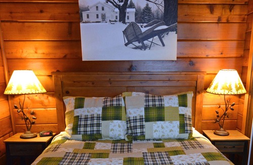 Snowshoe Condo | Stemwinder #2: 4 Bedrooms, 3 Full Baths: Slope Side, Heated Outdoor Hot Tub.