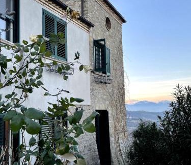 Cellino Attanasio House | Stenhus i Cellino