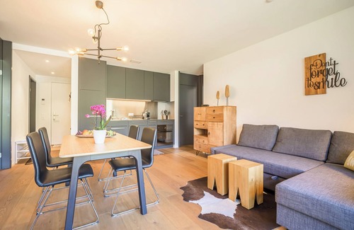 Flims Apartment | Stenna Bergblick - bright and modern 3.5 room apartment for 4 people.