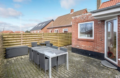Ringkobing House | Step into a spacious and open vacation home in the west of Denmark.