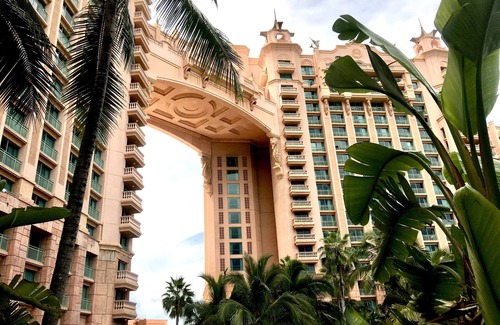 Paradise Island Villa | Steps from Atlantis Waterpark + Passes for 10 Guests at Harborside Resort