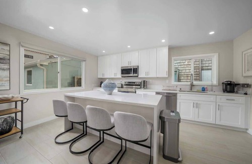 Mission Beach House | Steps from beach, Newly Renovated!
