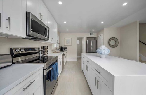Mission Beach House | Steps from beach, Newly Renovated!