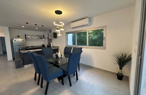 El Soco House | Steps from the Beach Private Pool,Jacuzzi & Secure