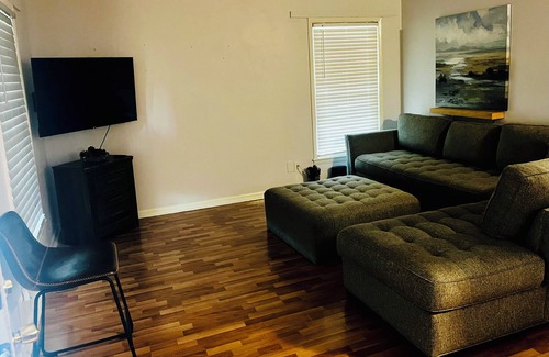 Fayetteville House | STEPS from FSU campus; just miles from I-95, I-295, Ft.Bragg & Downtown